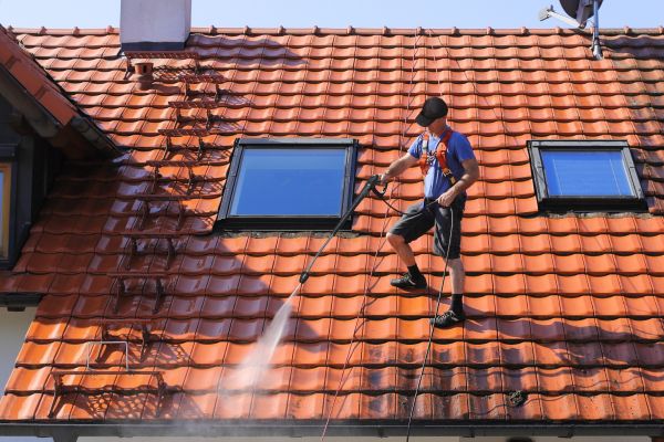 Shingle Cleaning in Andover